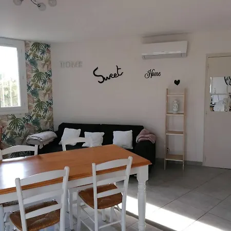 A Louer Maison Proche Cap D'agde 펜션 아그